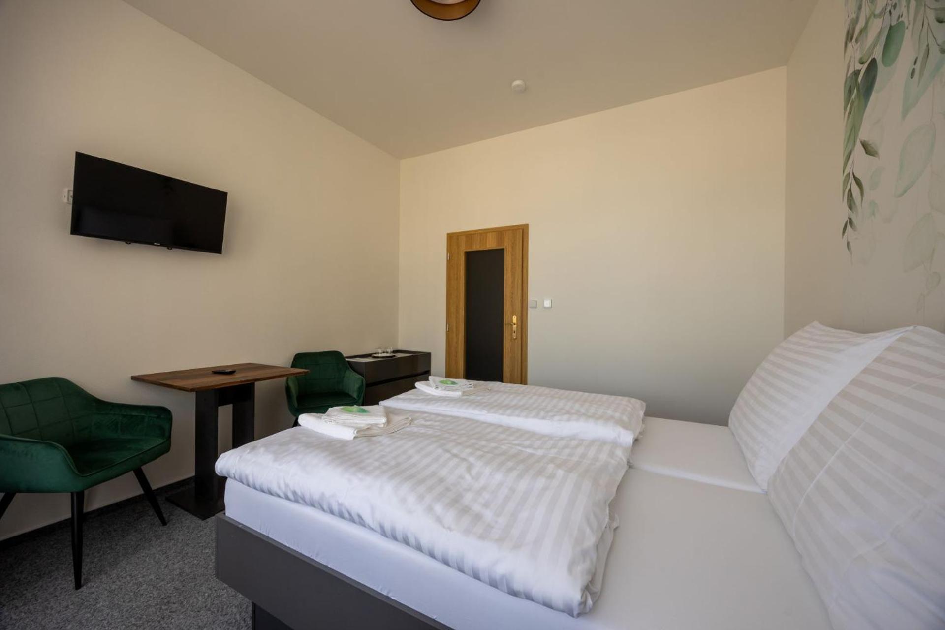 Hotel Tht โปลิชกา ภายนอก รูปภาพ